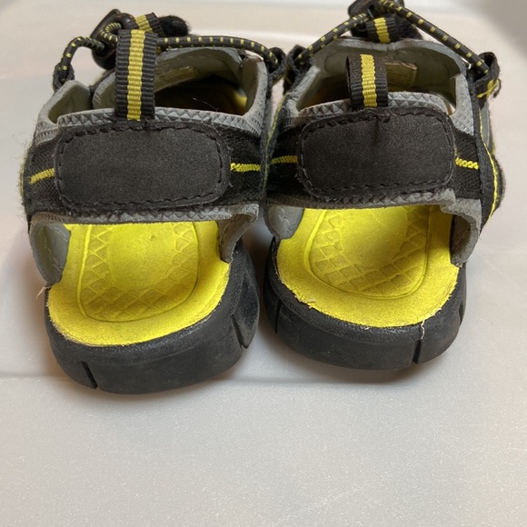 Eddie Bauer bump toe sandals grey and black size 8 - Picture 9 of 12